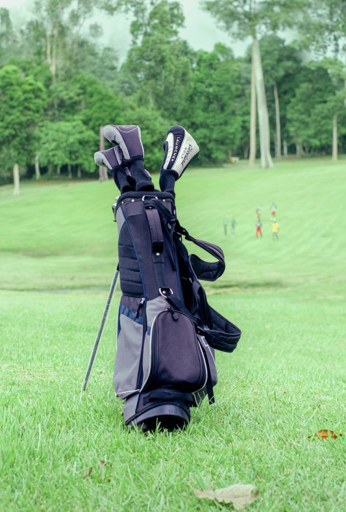 how to make your golf bag look cool