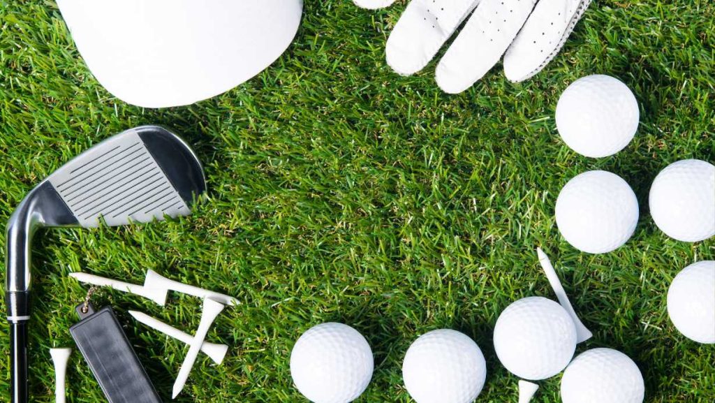 Additional Accessories For Beginner Golfers