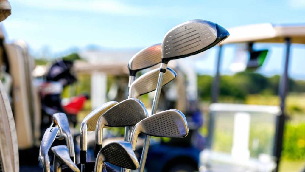 Why Choosing The Right Golf Clubs Is Important