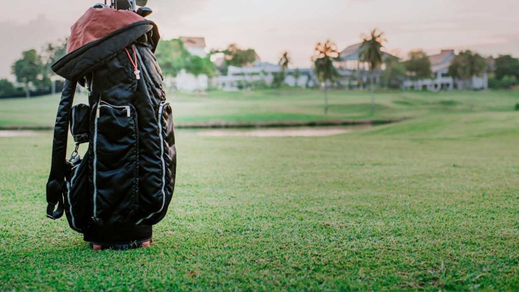 Choosing The Right 4-way Golf Bag