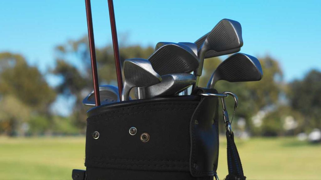 Exploring The 14-way Golf Bag