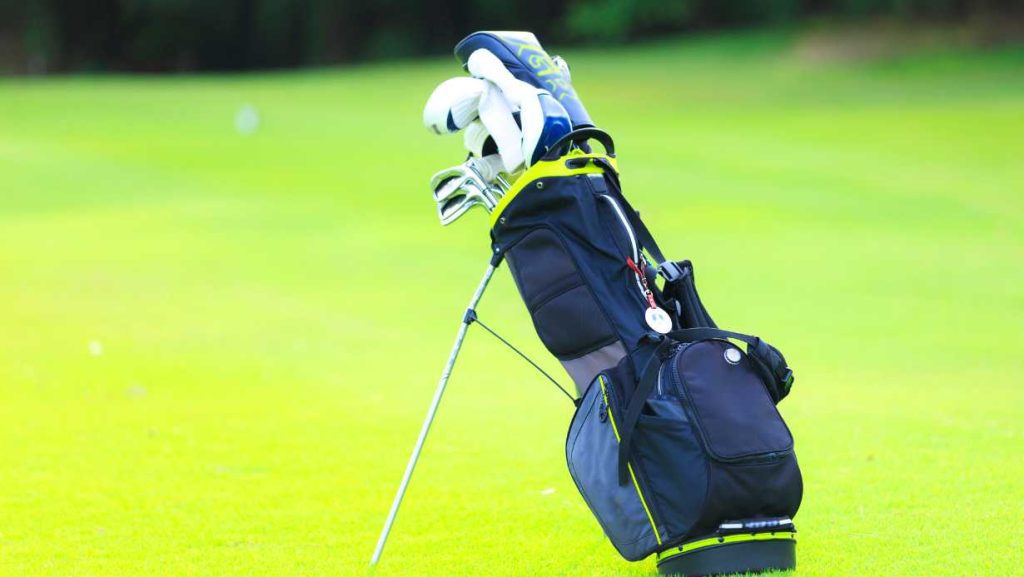 Types Of Golf Bags And Their Sizes